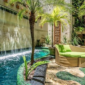 Maya Villa Condo Hotel&Beachclub